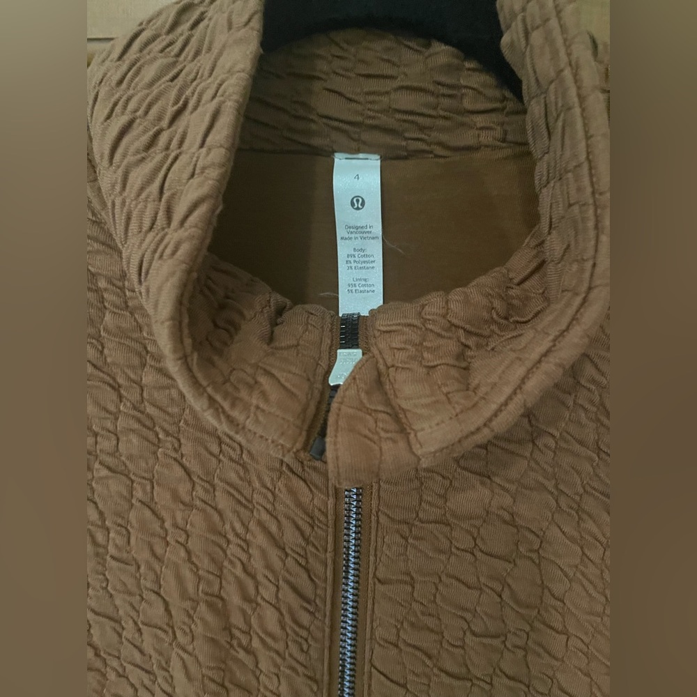 Lululemon Jacket - Picture 3 of 3